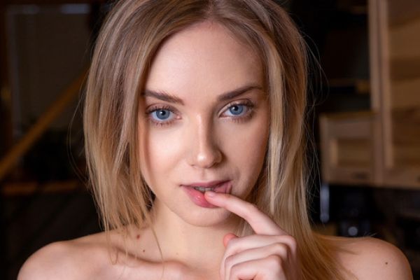 'Her Morning Orgasm' featuring Oxana